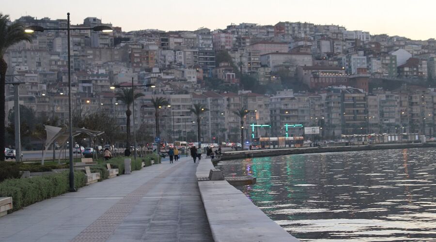 İzmir Foça Kozbeyli Turu  Antalya Çıkışlı Günübirlik  